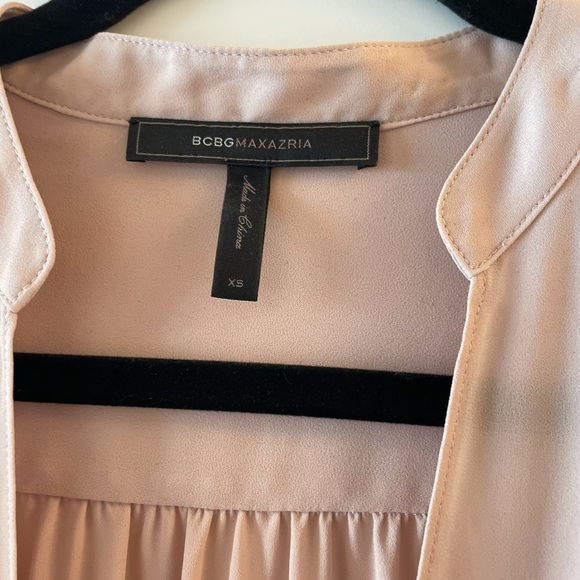 BCBG blouse, excellent condition. Baby pink 🥰 - Picture 3 of 4